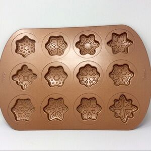 Like new Wilton snowflake nonstick cookie sheet